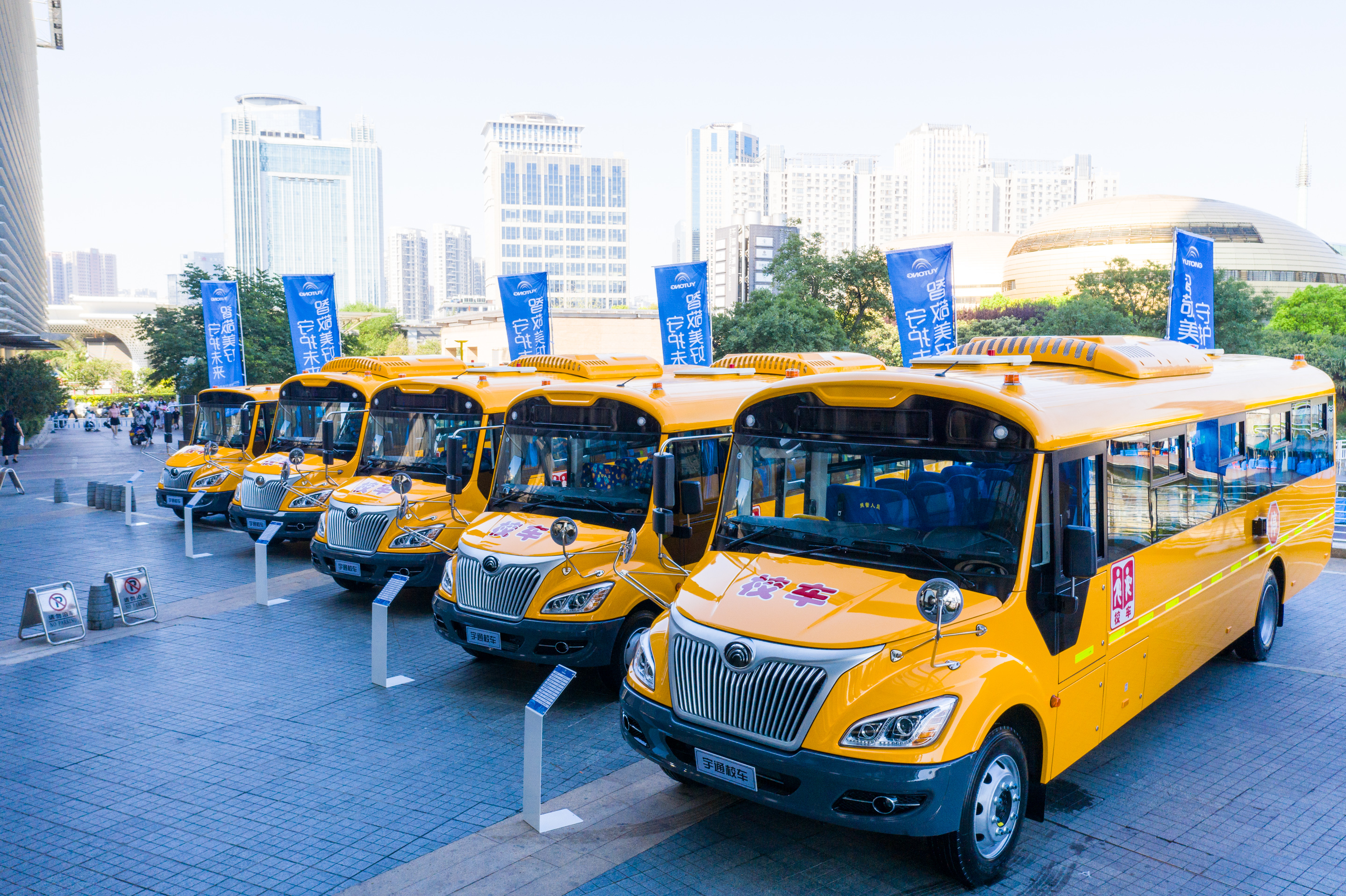 专业化运营 智慧车护航——探访县级校车运营的汉寿模式__中国交通