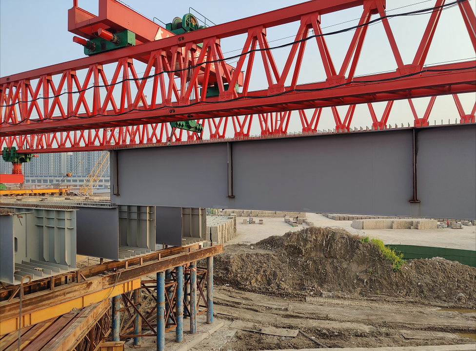 三墩互通改建项目全线钢混组合梁全部圆满架设完成预计今年6月建成