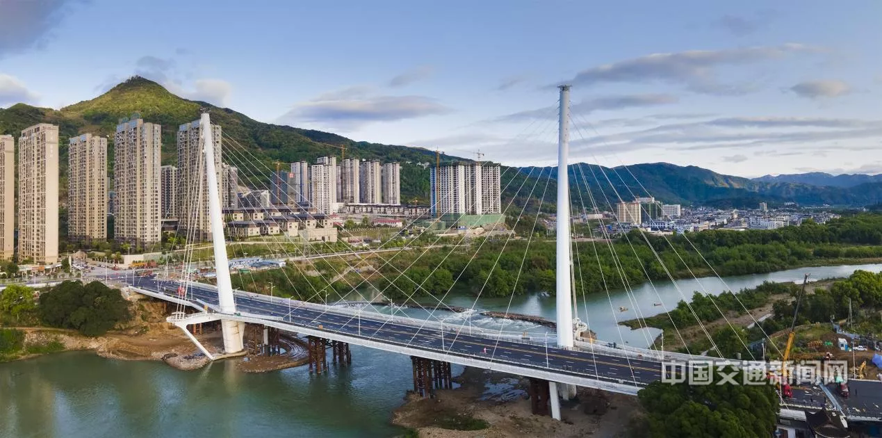 福建福安栖云桥建成通车