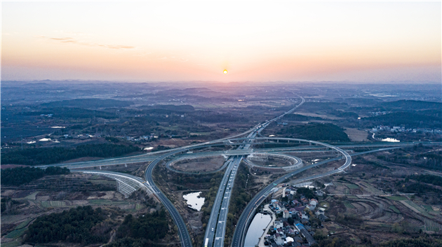 湖北麻安高速麻城东段开通运营