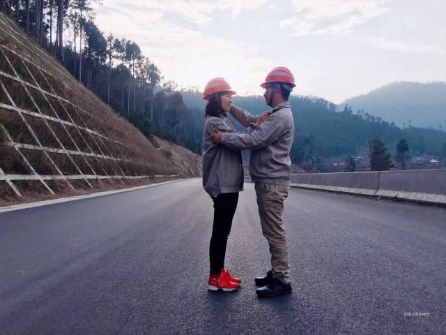 爱，须臾不离.jpg