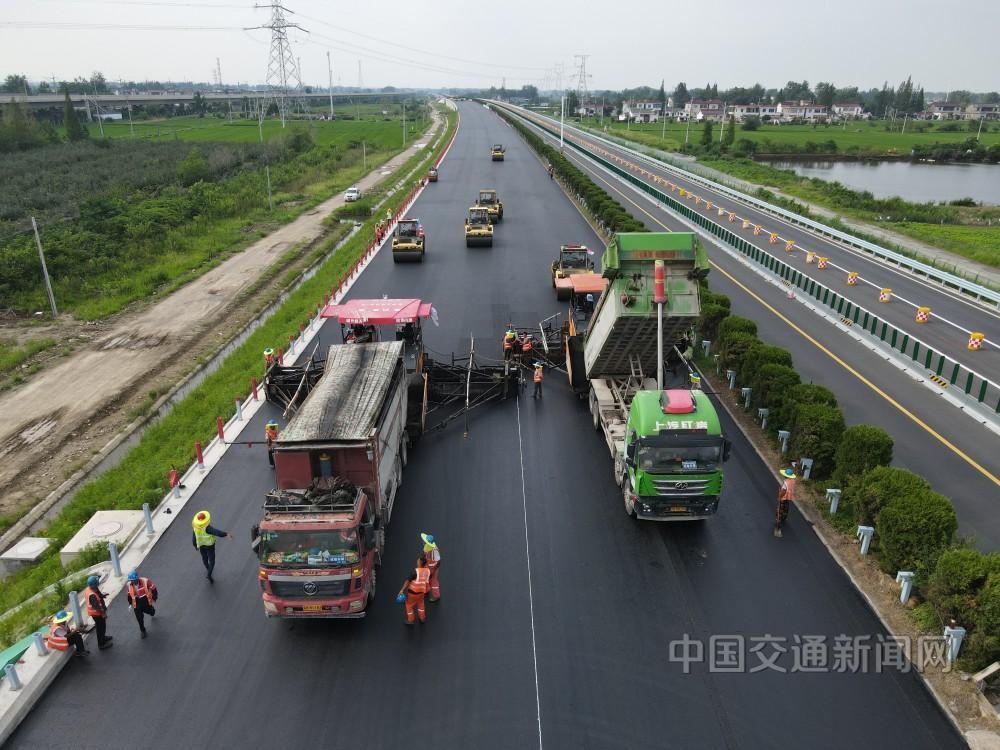 京沪高速公路江苏沂淮江段扩建工程进入最后冲刺阶段__中国交通新闻网