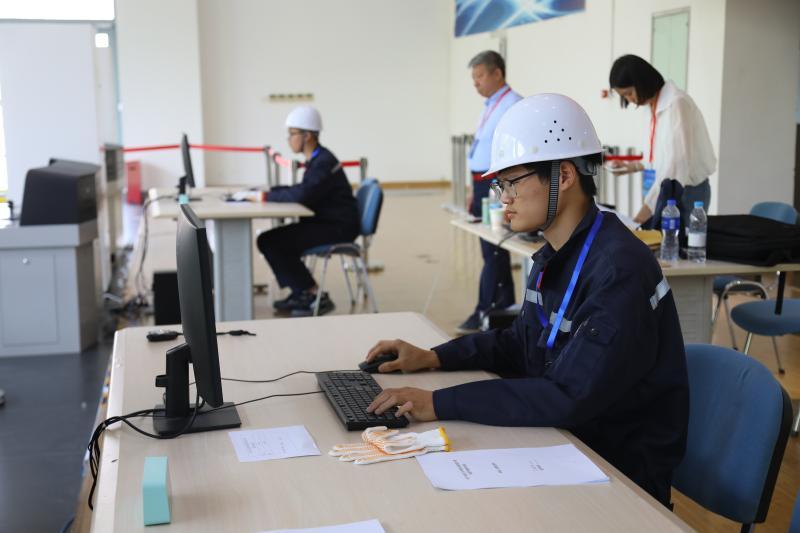 2023年北京市职业院校技能大赛轨道车辆技术赛项比赛现场.jpg