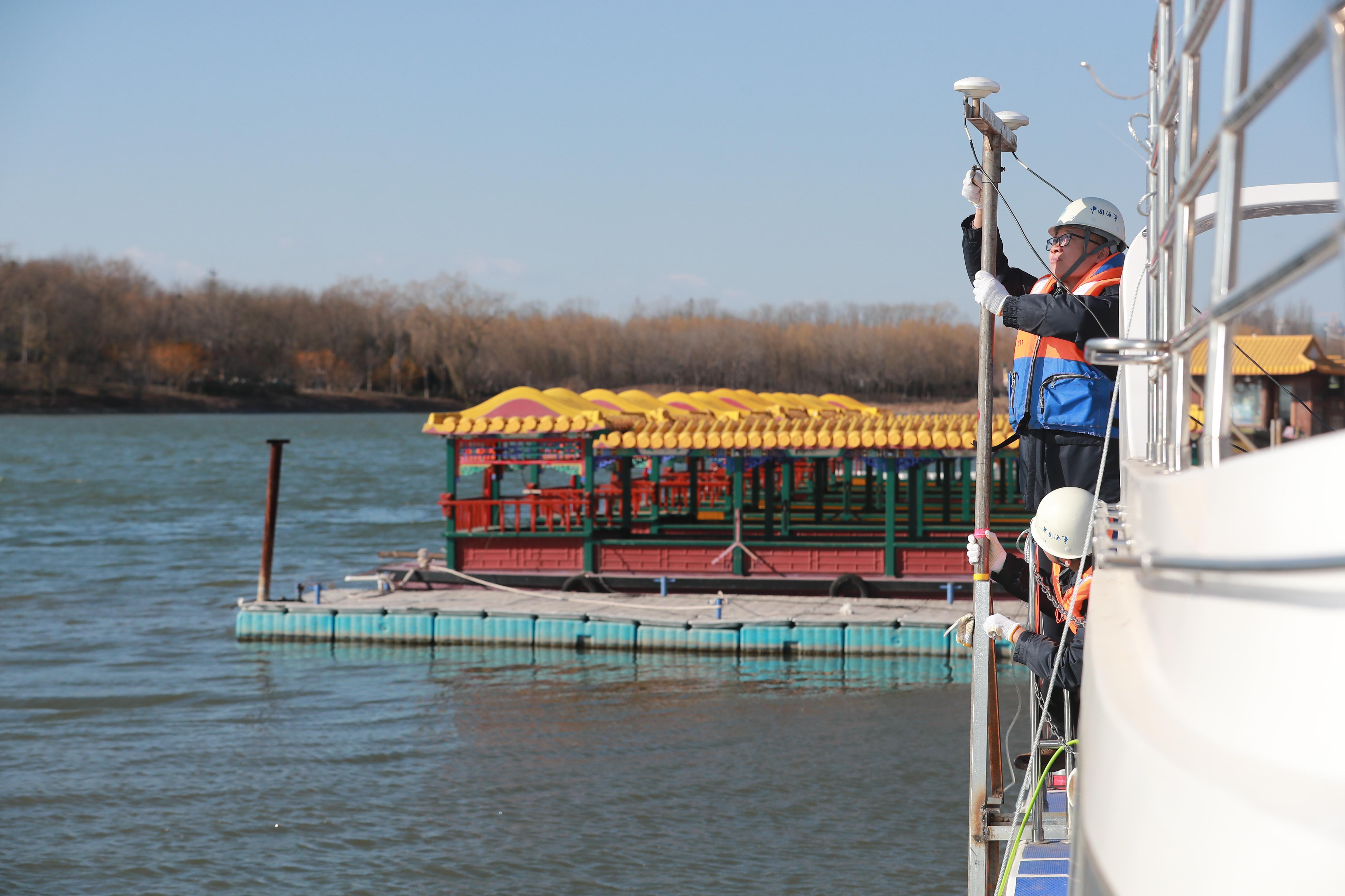 半岛体育- 半岛体育官方网站- APP下载实干破难题 深蓝践初心