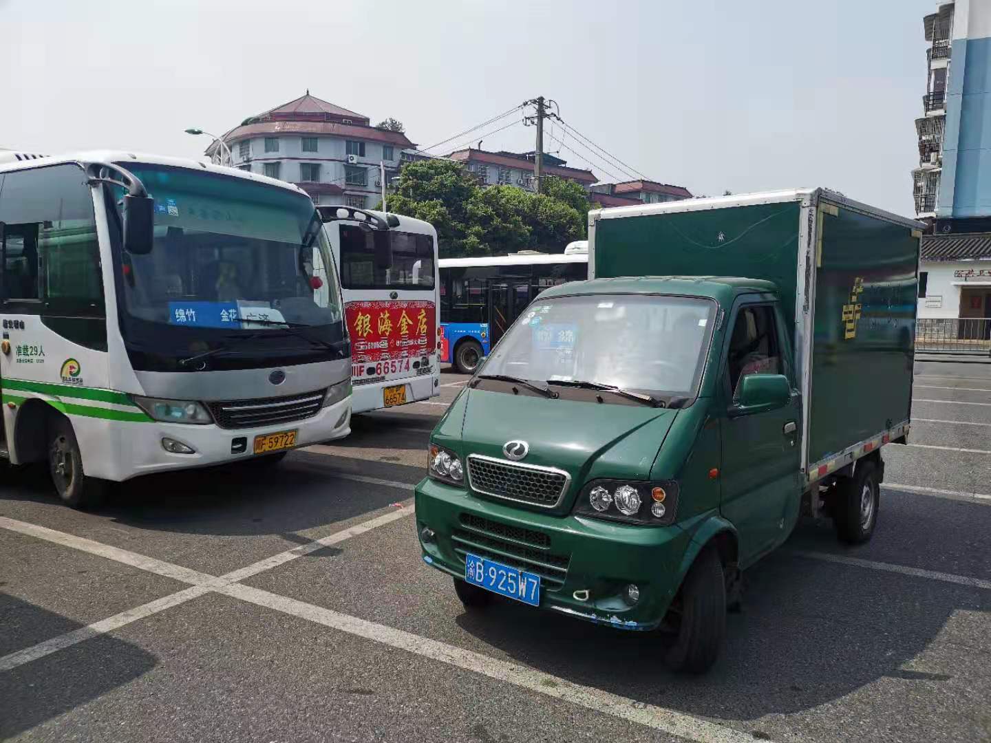 交邮车辆无缝对接.jpg