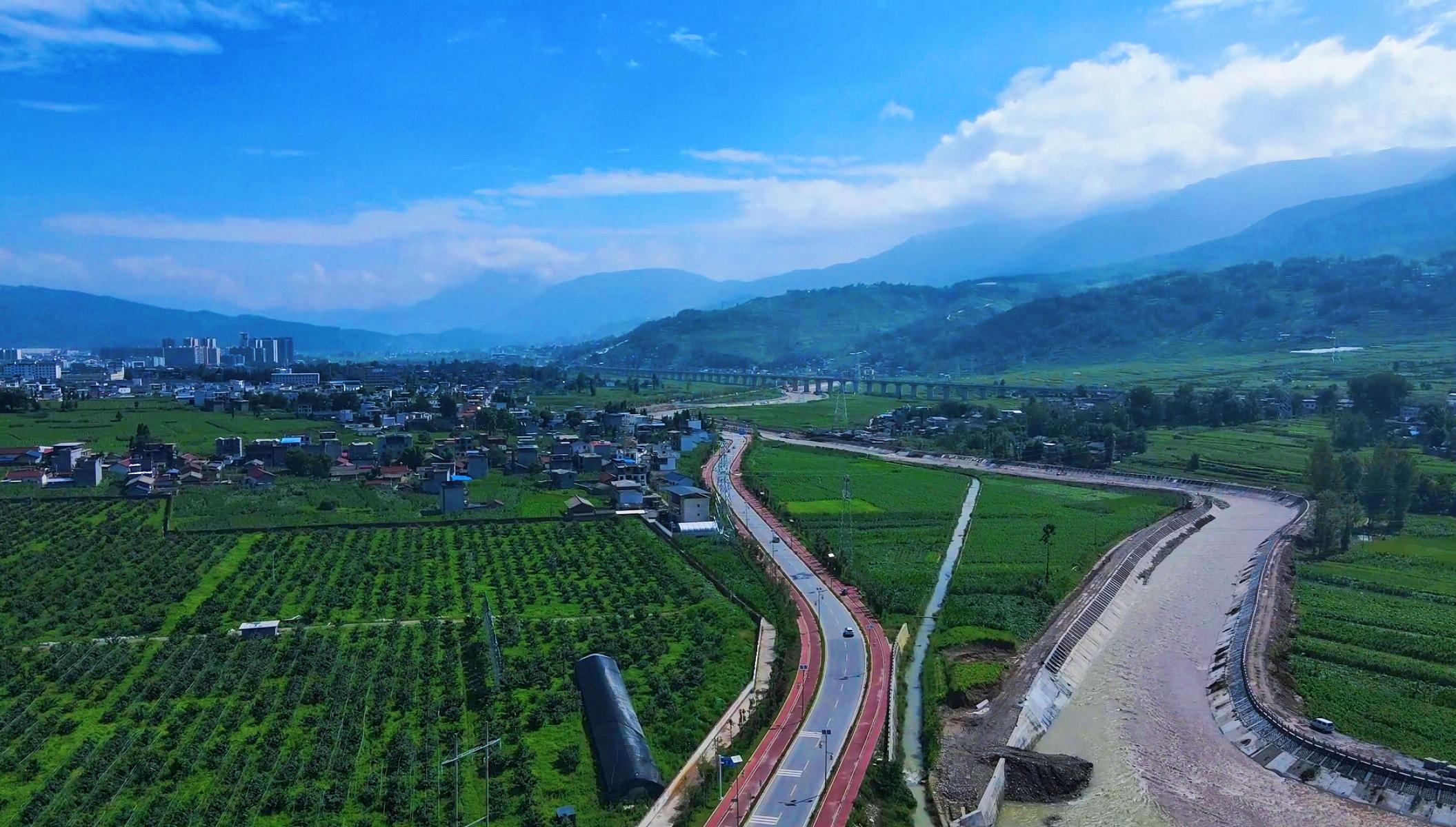 5.凉山州越西县翰林大道.jpg