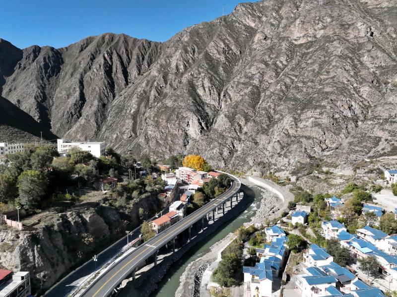 茂红公路.jpg