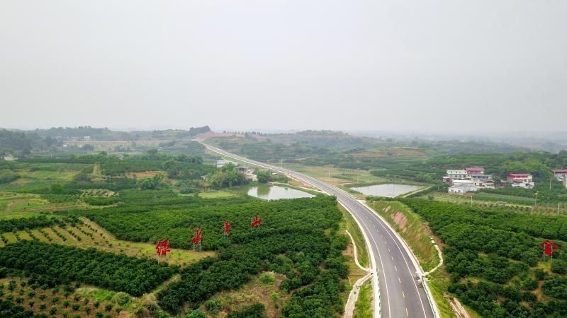 金堂县赵三隆公路.jpg