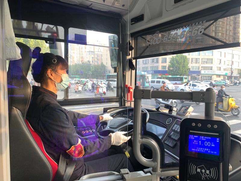 郑州市商贸技师学院_郑州商贸技师学院多大_郑州商贸技师学院招老师吗