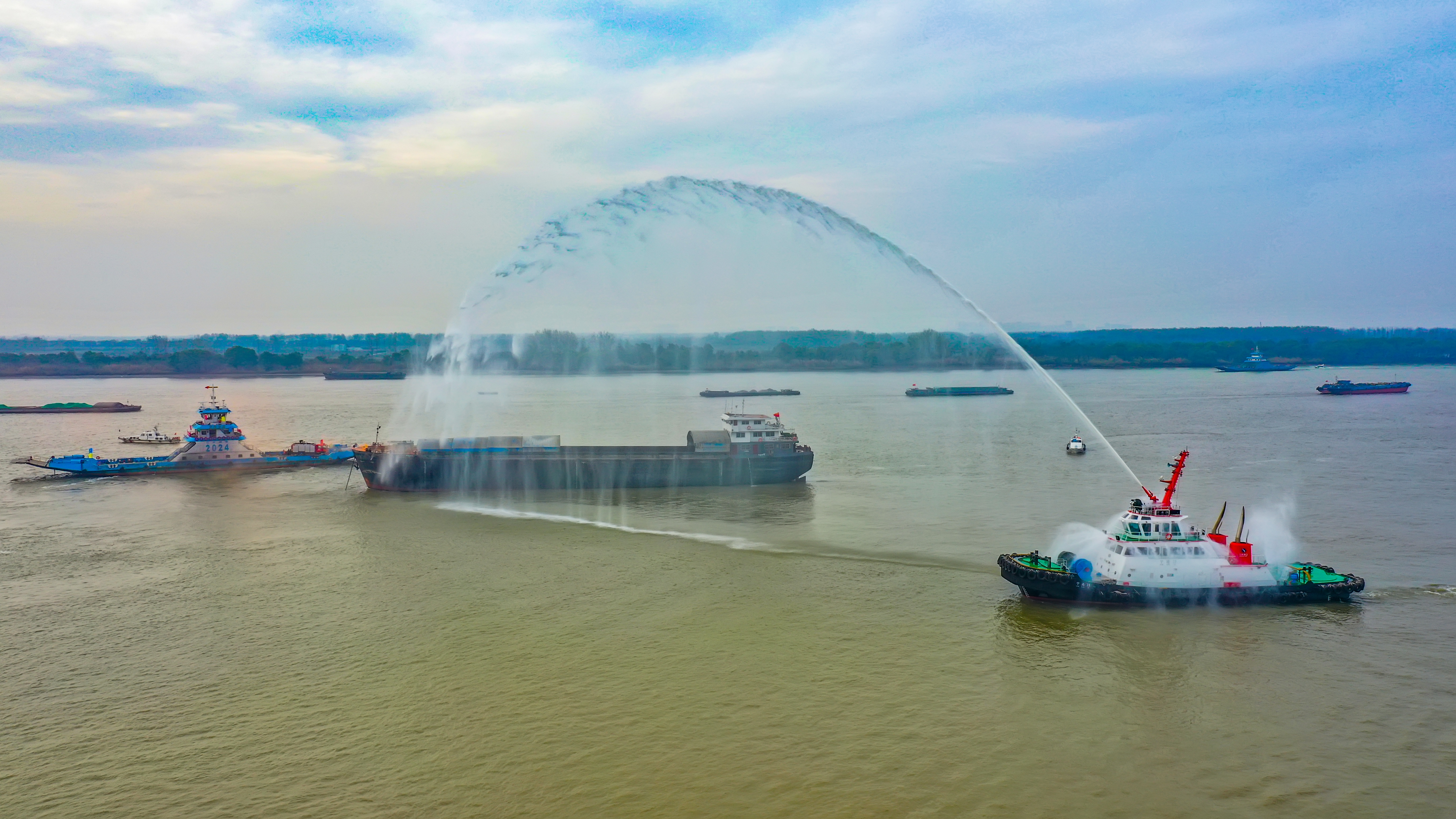 2021年长江苏皖交界水域水上联合搜救综合演习取得圆满成功