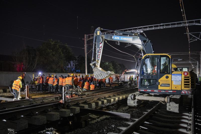 轨道拨移 (2).jpg