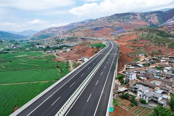 新城特大桥 (4).jpg