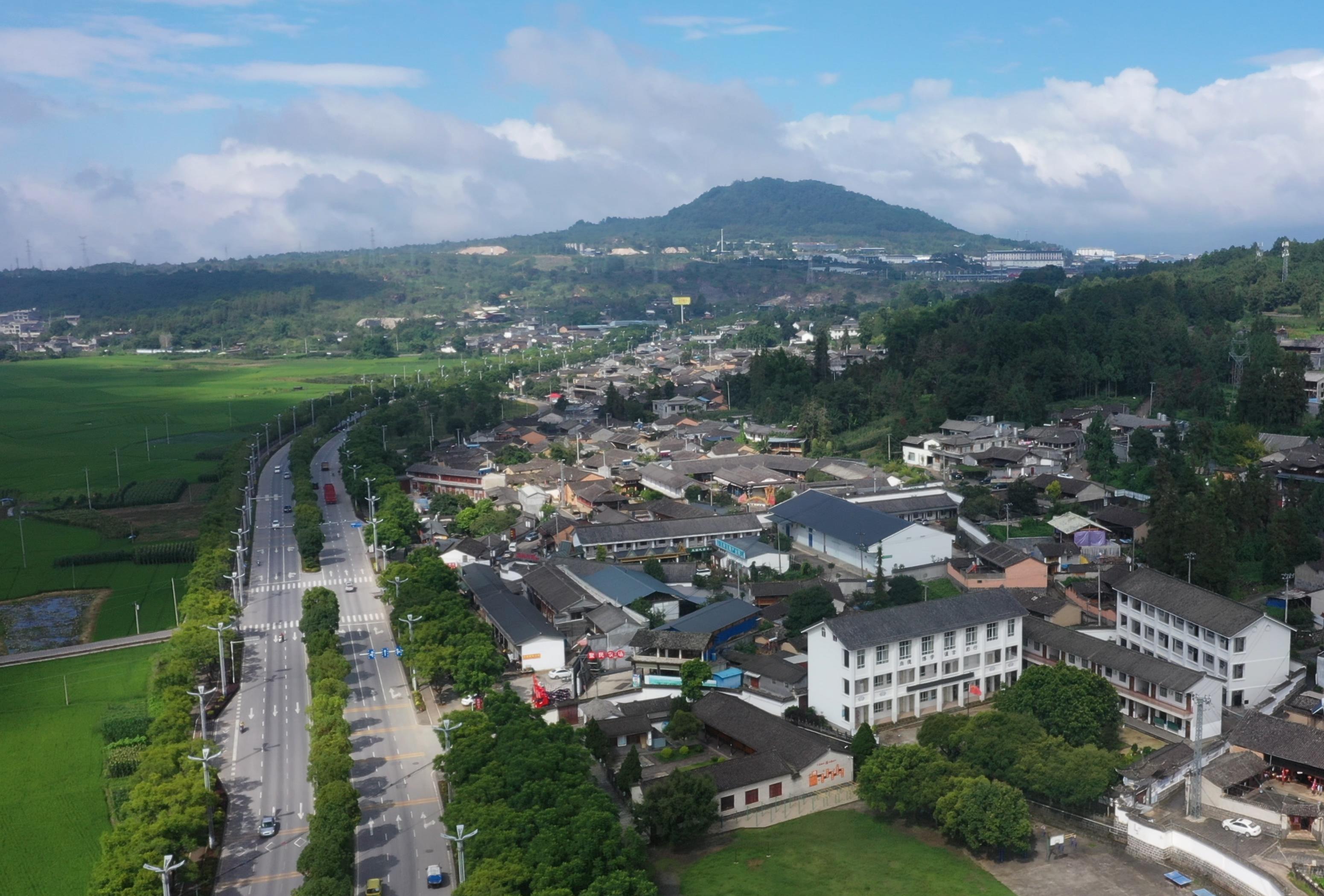 和顺至石头山道路.jpg