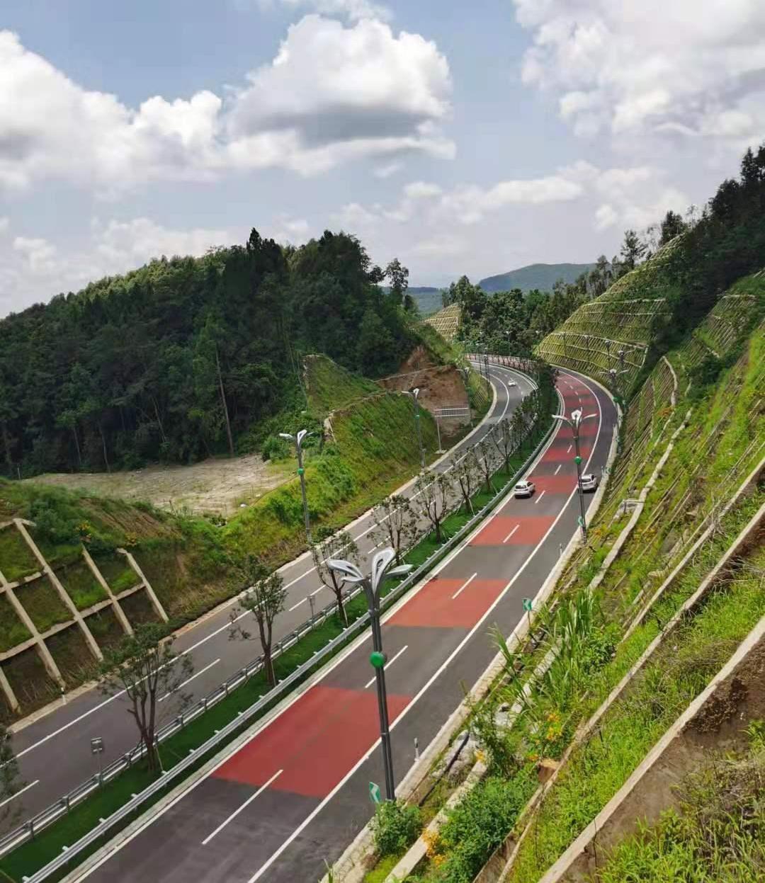 机场一级路.jpg