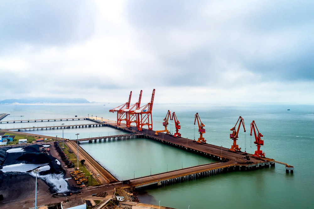 俯瞰状元岙码头(组照)__中国交通新闻网