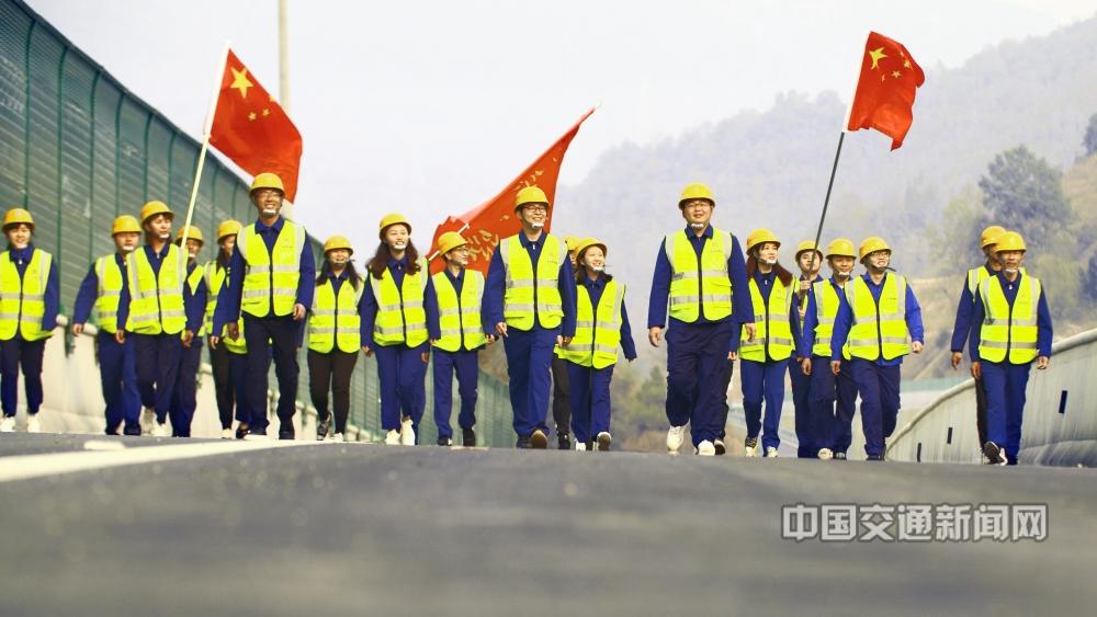 农建州13977189629《通车啦》 (4).jpg