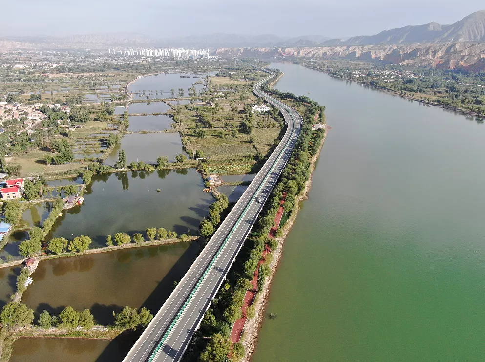 兰永公路.jpg