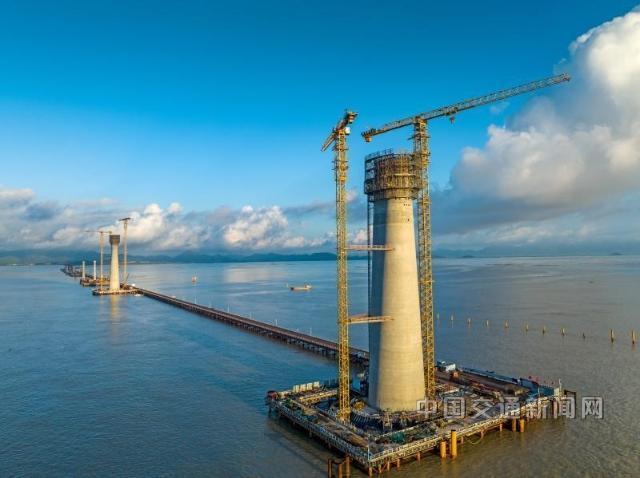 建设中的黄茅海跨海通道.jpg