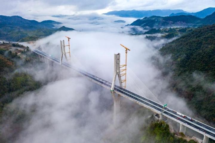 浙江省交通集团景文高速项目高岭头水库特大桥（徐金星）.jpg