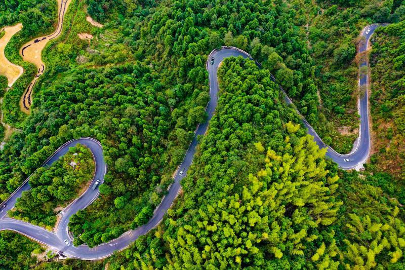 6、2月26日，湖南省怀化市鹤城区通往黄岩的旅游公路X004县道（杨黄公路）。田文国 13874408989.jpg